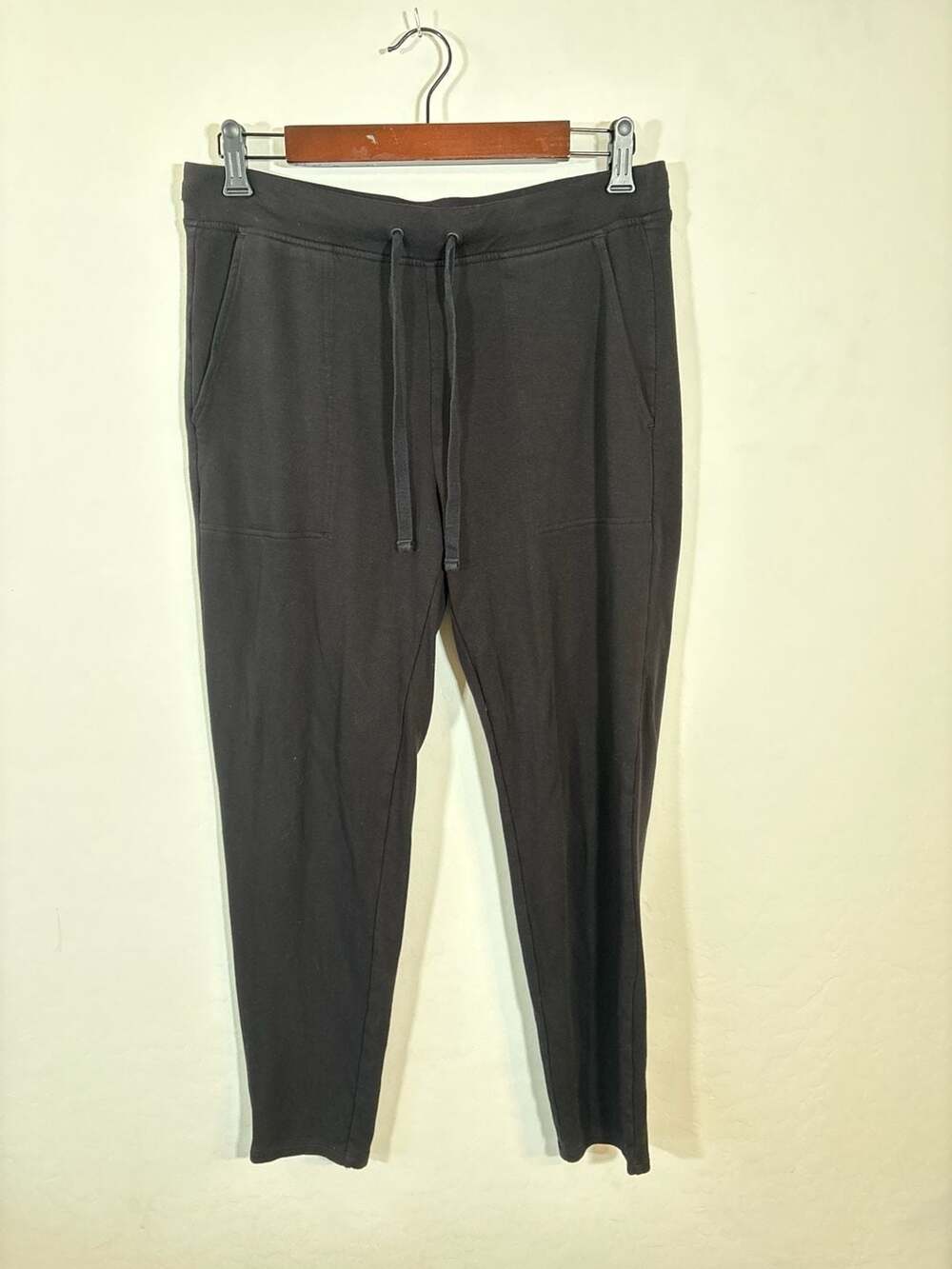 Lou & Grey for LOFT Signaturesoft Black Pocket Joggers